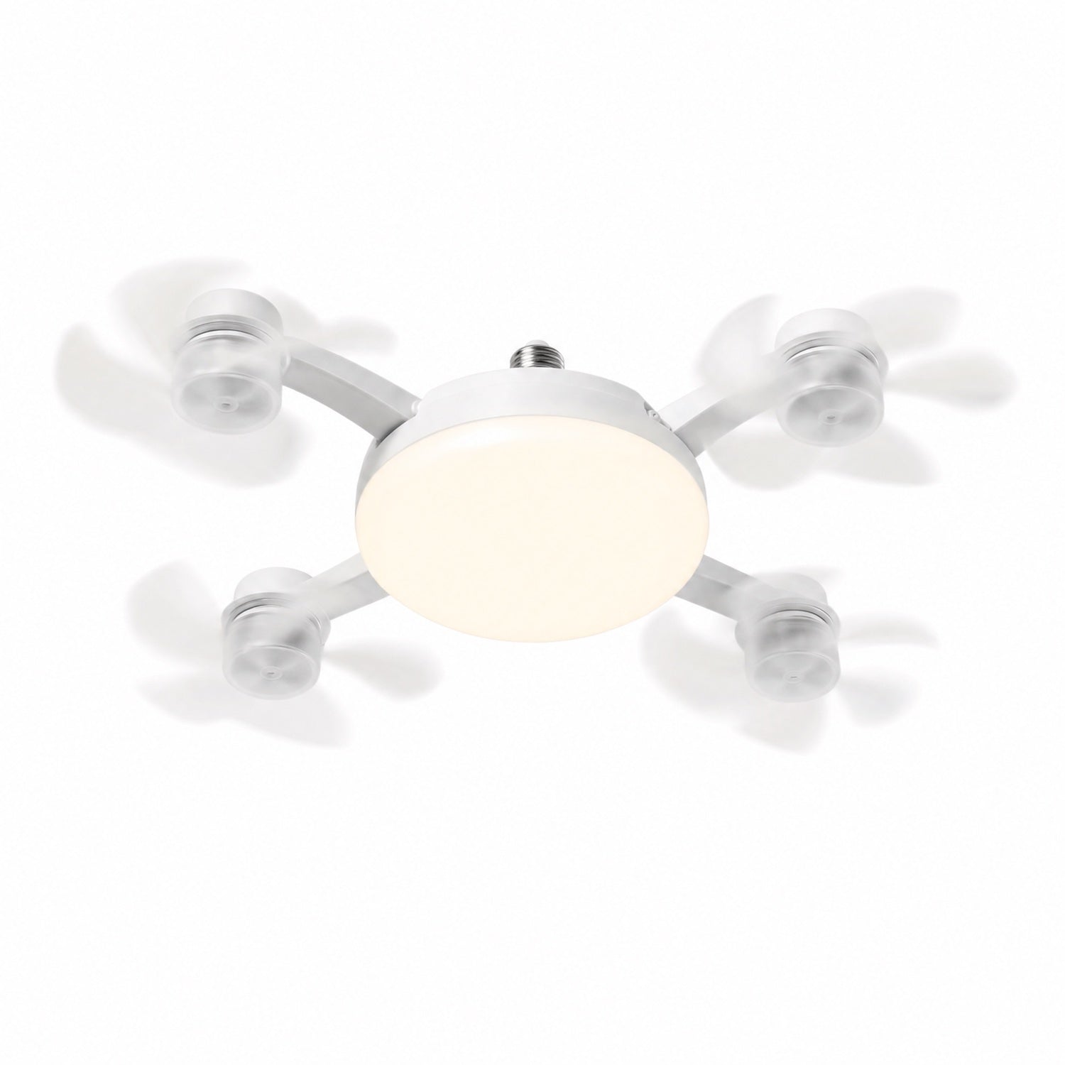 Ventilateur de plafond Luméole 4 têtes, lumière chaude allumée, sur fond blanc